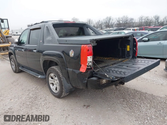 2008 Chevrolet Avalanche 2LT with VIN 3GNFK12328G287891, listed as a IAAI auction lot 41509248 with 233,133 mi miles and . Bid and sale history available at DreamBid. Image 3.