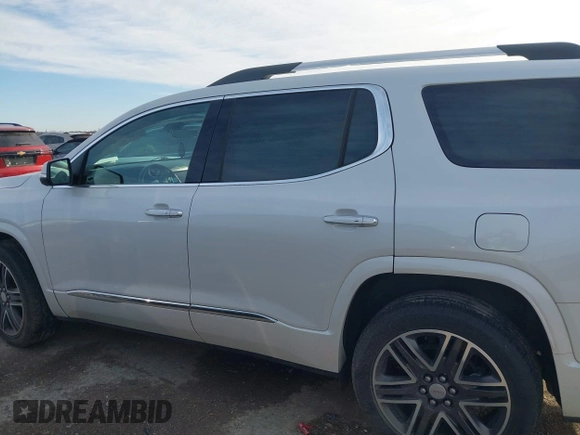 2020 GMC Acadia Denali with VIN 1GKKNXLS8LZ121704, listed as a IAAI auction lot 41665662 with 69,937 mi miles. Bid and sale history available at carsss.com. Image 14.
