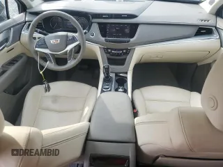 2022 Cadillac XT5 AWD Premium Luxury with VIN 1GYKNDRS9NZ126988, listed as a Copart auction lot 61019965 with 30,189 mi miles and Salvage title. Bid and sale history available at DreamBid. Image 8.