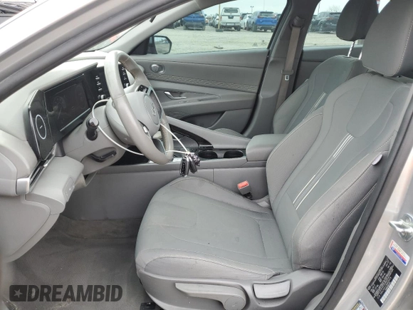 2021 Hyundai Elantra SEL z VIN 5NPLS4AG7MH039378, wystawiony jako Copart lot #50432535 z przebiegiem 88 153 mil mil oraz Szkoda całkowita • Salvage title. Historia ofert i sprzedaży dostępna na DreamBid. Obrazek 7.