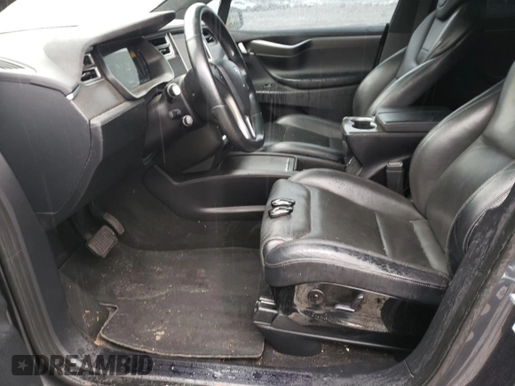 2016 Tesla Model X 70D with VIN 5YJXCBE23GF007323, listed as a Copart auction lot 47666335 with 83,830 mi miles and Clean Title. Bid and sale history available at carsss.com. Image 7.