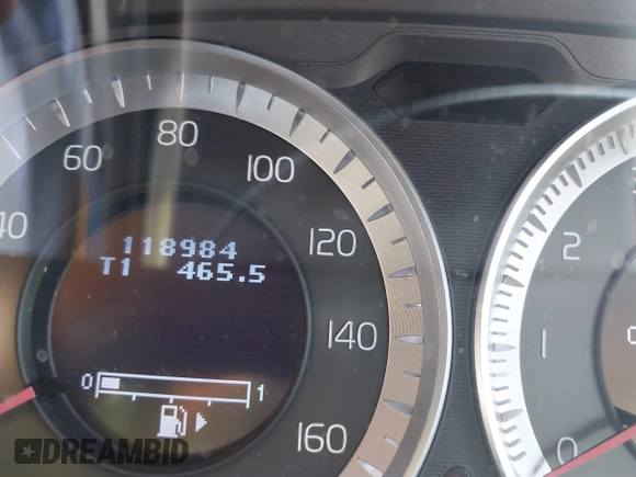 2012 Volvo S60 T5 with VIN YV1622FS0C2036881, listed as a IAAI auction lot 42653548 with 118,984 mi miles and . Bid and sale history available at DreamBid. Image 7.