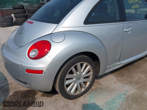 2008 Volkswagen Beetle S z VIN 3VWRW31C88M502079, wystawiony jako IAAI lot #42429122 z przebiegiem 168 324 mil mil oraz . Historia ofert i sprzedaży dostępna na DreamBid. Obrazek 15.
