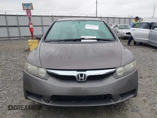 2009 Honda Civic LX z VIN 1HGFA16539L005299, wystawiony jako IAAI lot #41848263 z przebiegiem 169 019 mil mil oraz . Historia ofert i sprzedaży dostępna na DreamBid. Obrazek 12.