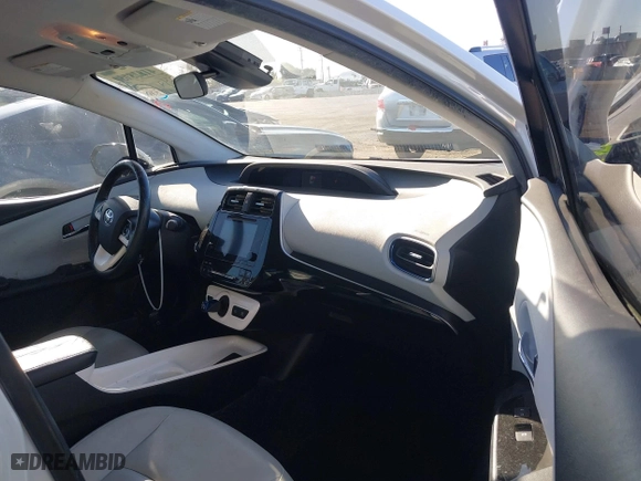 2016 Toyota Prius Four with VIN JTDKARFU5G3018734, listed as a IAAI auction lot 41825707 with 111,564 mi miles. Bid and sale history available at carsss.com. Image 5.