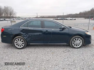 2014 Toyota Camry SE with VIN 4T1BK1FK7EU548333, listed as a IAAI auction lot 41598278 with 119,534 mi miles. Bid and sale history available at carsss.com. Image 13.