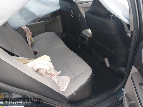 2017 Toyota Camry XLE z VIN 4T1BF1FK8HU385300, wystawiony jako IAAI lot #41088486 z przebiegiem 96 333 mil mil oraz . Historia ofert i sprzedaży dostępna na DreamBid. Obrazek 8.