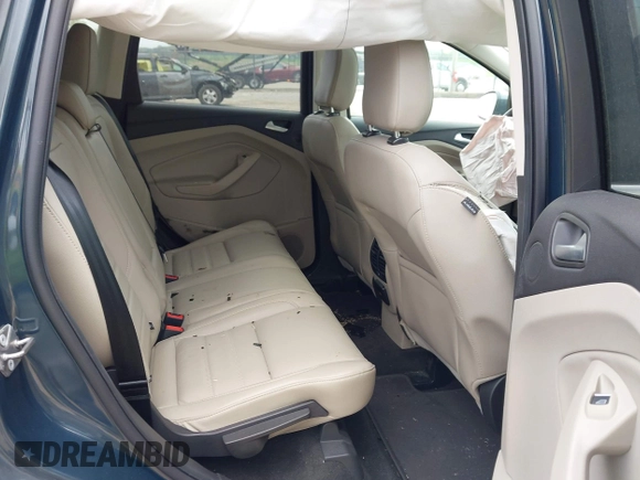 2019 Ford Escape Titanium with VIN 1FMCU9J95KUC19062, listed as a IAAI auction lot 42112188 with 26,100 mi miles. Bid and sale history available at carsss.com. Image 8.
