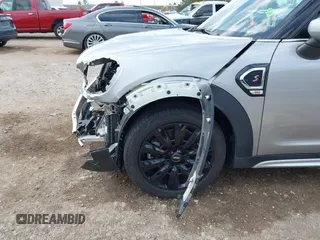 2024 MINI Countryman Cooper S с VIN WMZ53BR0XR3R54326, выставлен на аукционе IAAI как лот 41525350 с пробегом 19 442 миль миль и . История ставок и продаж доступна на DreamBid. Изображение 18.