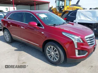2017 Cadillac XT5 Luxury FWD z VIN 1GYKNBRS4HZ151581, wystawiony jako IAAI lot #42043322 z przebiegiem 120 598 mil mil oraz . Historia ofert i sprzedaży dostępna na DreamBid. Obrazek 1.