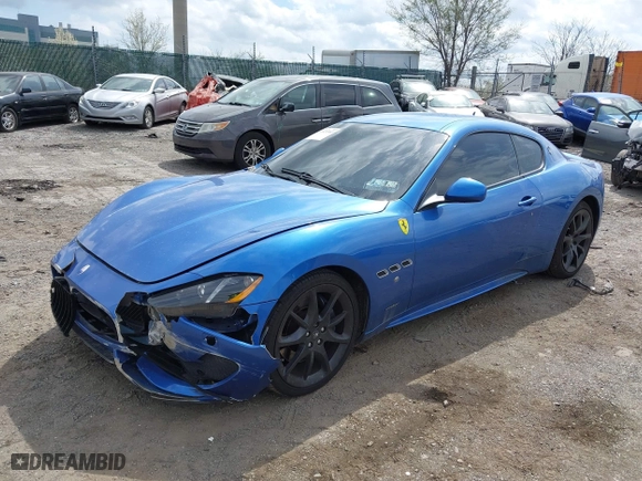 2013 Maserati GranTurismo Sport with VIN ZAM45VLA7D0073503, listed as a IAAI auction lot 41921102 with 53,436 mi miles. Bid and sale history available at carsss.com. Image 17.