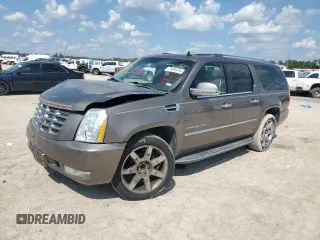 2012 Cadillac Escalade ESV Luxury with VIN 1GYS3HEF9CR263884, listed as a Copart auction lot 71485034 with 153,516 mi miles and Salvage title. Bid and sale history available at DreamBid. Image 1.