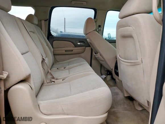 2007 GMC Yukon XL SLE with VIN 1GKFC16J47R249550, listed as a Copart auction lot 44410315 with 0 mi miles and Salvage Title. Bid and sale history available at carsss.com. Image 11.