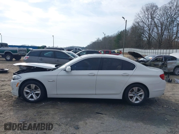 2013 BMW 5 Series 528i xDrive with VIN WBAXH5C53DDW16007, listed as a IAAI auction lot 41778356 with 90,498 mi miles and . Bid and sale history available at DreamBid. Image 14.