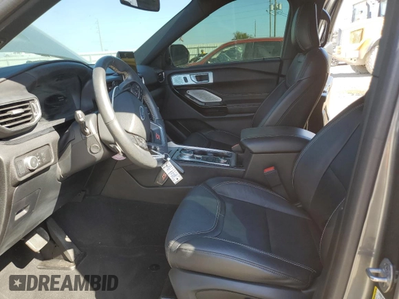 2022 Ford Explorer ST with VIN 1FM5K8GC7NGB90453, listed as a Copart auction lot 43758095 with 26,204 mi miles and Non Repairable. Bid and sale history available at carsss.com. Image 7.