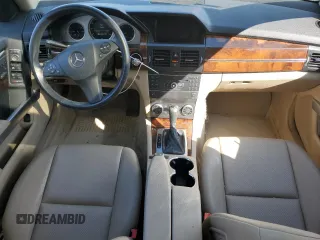 2012 Mercedes-Benz GLK 350 z VIN WDCGG8HB4CF758806, wystawiony jako Copart lot #57421925 z przebiegiem 118 682 mil mil oraz Szkoda całkowita • Salvage title. Historia ofert i sprzedaży dostępna na DreamBid. Obrazek 8.