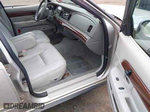 2003 Mercury Grand Marquis LS Premium with VIN 2MEFM75W83X686572, listed as a IAAI auction lot 42208087 with 93,608 mi miles and . Bid and sale history available at DreamBid. Image 5.