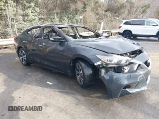 2017 Nissan Maxima Platinum with VIN 1N4AA6AP7HC435808, listed as a IAAI auction lot 41194817 with Not Provided miles. Bid and sale history available at carsss.com. Image 1.