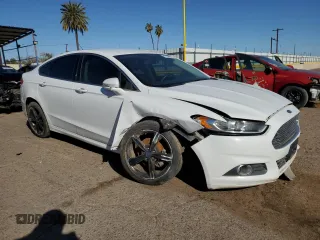 2016 Ford Fusion SE with VIN 3FA6P0HD1GR196270, listed as a Copart auction lot 49511725 with 105,834 mi miles and Clean Title. Bid and sale history available at carsss.com. Image 4.