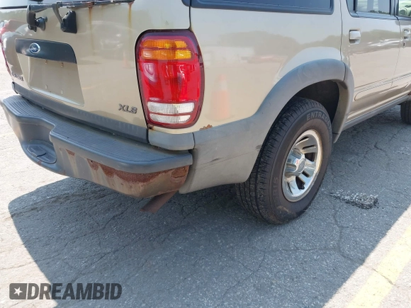 2000 Ford Explorer XLS с VIN 1FMZU72XXYZB77561, выставлен на аукционе IAAI как лот 42745623 с пробегом 193 118 миль миль и . История ставок и продаж доступна на DreamBid. Изображение 6.