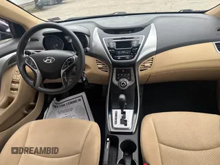 2013 Hyundai Elantra GLS с VIN KMHDH4AE5DU859798, выставлен на аукционе IAAI как лот 42521558 с пробегом 195 664 миль миль и . История ставок и продаж доступна на DreamBid. Изображение 6.