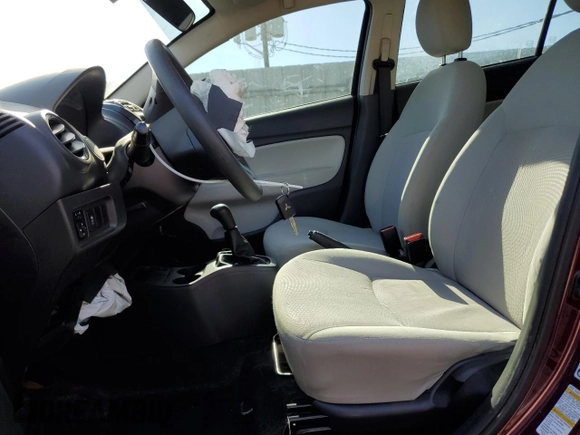 2018 Mitsubishi Mirage ES z VIN ML32F3FJ1JHF09662, wystawiony jako Copart lot #58352485 z przebiegiem 83 880 mil mil oraz Szkoda całkowita • Salvage title. Historia ofert i sprzedaży dostępna na DreamBid. Obrazek 7.
