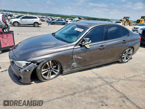 2015 BMW 3 Series 328i with VIN WBA3A5C55FF610865, listed as a Copart auction lot 59675825 with 186,429 mi miles and Salvage title. Bid and sale history available at DreamBid. Image 1.