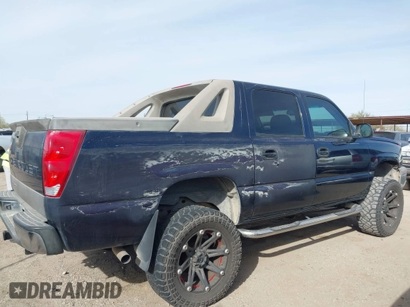 2005 Chevrolet Avalanche LS with VIN 3GNEC12Z85G100565, listed as a IAAI auction lot 41350279 with 198,030 mi miles and . Bid and sale history available at DreamBid. Image 13.