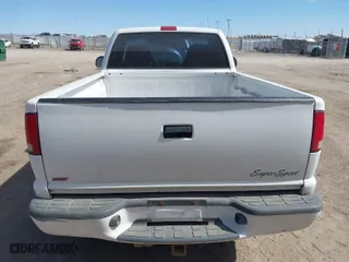 1998 GMC Sonoma with VIN 1GTCS1443W8543587, listed as a IAAI auction lot 41810870 with 164,342 mi miles. Bid and sale history available at carsss.com. Image 16.