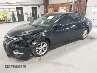 2014 Nissan Altima 2.5 S with VIN 1N4AL3AP4EC279831, listed as a IAAI auction lot 41863218 with 155,410 mi miles. Bid and sale history available at carsss.com. Image 17.