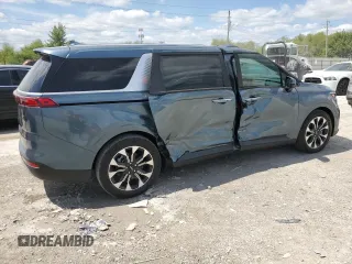2024 Kia Carnival EX with VIN KNDNC5H31R6391064, listed as a Copart auction lot 68224534 with 12,792 mi miles and Salvage Title. Bid and sale history available at carsss.com. Image 3.