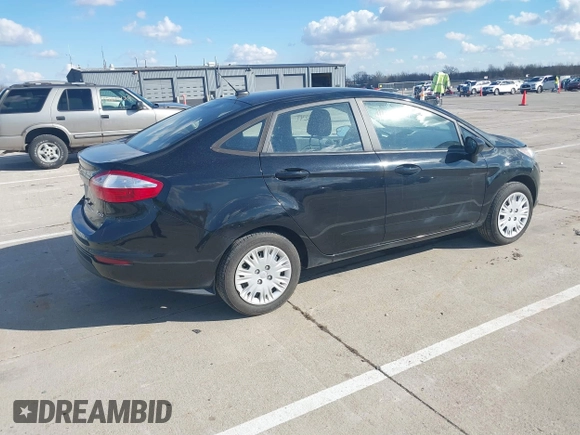2017 Ford Fiesta S z VIN 3FADP4AJ5HM112691, wystawiony jako IAAI lot #41668249 z przebiegiem 60 514 mil mil oraz . Historia ofert i sprzedaży dostępna na DreamBid. Obrazek 4.