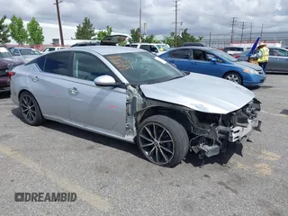 2019 Nissan Altima S z VIN 1N4BL4BVXKN313732, wystawiony jako IAAI lot #42249605 z przebiegiem 119 455 mil mil oraz . Historia ofert i sprzedaży dostępna na DreamBid. Obrazek 1.