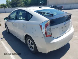 2013 Toyota Prius One z VIN JTDKN3DU6D0352580, wystawiony jako IAAI lot #42244296 z przebiegiem 304 157 mil mil oraz . Historia ofert i sprzedaży dostępna na DreamBid. Obrazek 3.