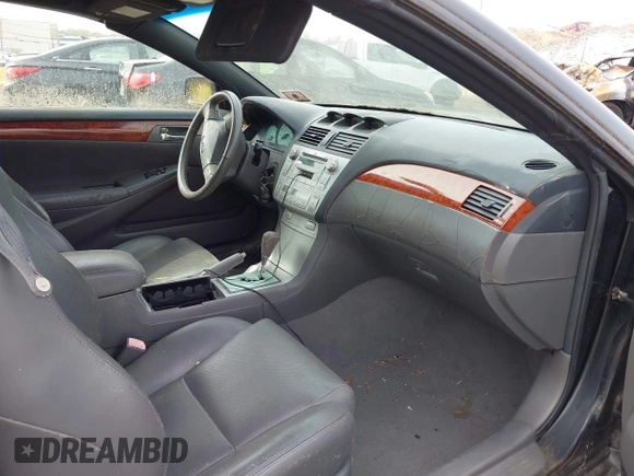 2006 Toyota Solara SE V6 with VIN 4T1FA38P46U072360, listed as a IAAI auction lot 42132000 with 136,732 mi miles. Bid and sale history available at carsss.com. Image 5.