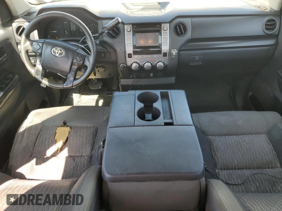 2018 Toyota Tundra SR with VIN 5TFUM5F16JX077659, listed as a Copart auction lot 63425235 with 220,170 mi miles and Clean title. Bid and sale history available at DreamBid. Image 8.