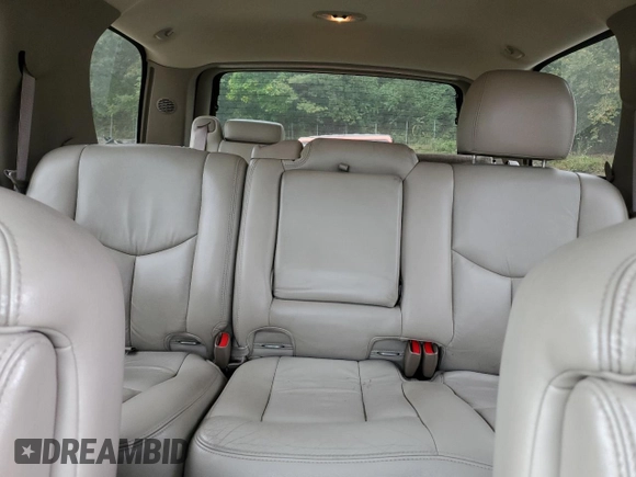 2006 GMC Yukon SLT with VIN 1GKEK13T16J105309, listed as a Copart auction lot 70440844 with 184,896 mi miles and Clean Title. Bid and sale history available at carsss.com. Image 10.