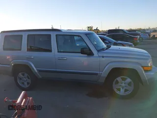 2008 Jeep Commander Sport z VIN 1J8HH48K48C213531, wystawiony jako IAAI lot #40878062 z przebiegiem 152 788 mil mil oraz . Historia ofert i sprzedaży dostępna na DreamBid. Obrazek 13.