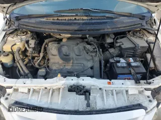 2006 Mazda MPV LX with VIN JM3LW28AX60557390, listed as a Copart auction lot 85831534 with 123,761 mi miles and Clean Title. Bid and sale history available at carsss.com. Image 12.