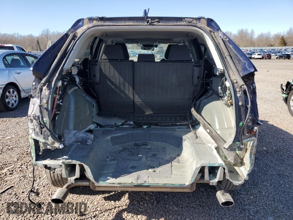 2019 Toyota RAV4 XLE with VIN 2T3P1RFV8KW059704, listed as a Copart auction lot 51497375 with 35,631 mi miles and Salvage Title. Bid and sale history available at carsss.com. Image 6.