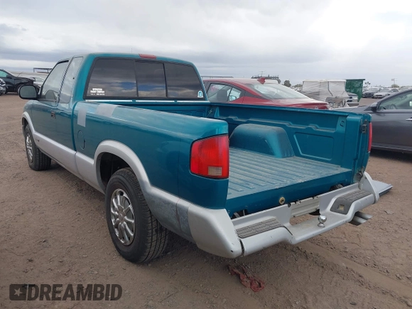 1994 Chevrolet S-10 LS with VIN 1GCCS19W4R8181235, listed as a IAAI auction lot 41710054 with 203,150 mi miles and . Bid and sale history available at DreamBid. Image 3.