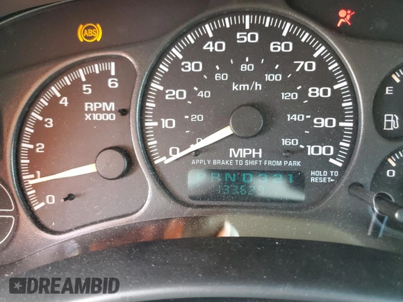 2001 GMC Sierra 1500 SLE z VIN 2GTEC19TX11393656, wystawiony jako Copart lot #56097465 z przebiegiem 133 629 mil mil oraz Szkoda całkowita • Salvage title. Historia ofert i sprzedaży dostępna na DreamBid. Obrazek 9.
