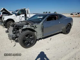 2024 Chevrolet Camaro 1LT z VIN 1G1FB1RS3R0110075, wystawiony jako Copart lot #80585434 z przebiegiem 24 697 mil mil oraz Szkoda całkowita • Salvage title. Historia ofert i sprzedaży dostępna na DreamBid. Obrazek 1.