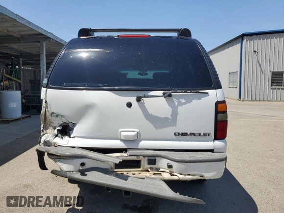 2004 Chevrolet Suburban LT with VIN 3GNFK16T44G308213, listed as a Copart auction lot 59416235 with 297,603 mi miles and Salvage title. Bid and sale history available at DreamBid. Image 6.