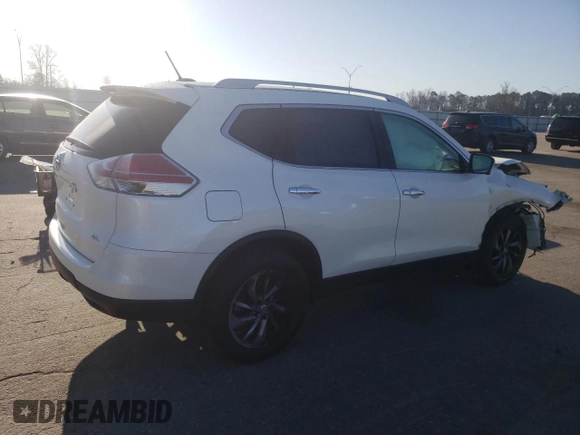 2015 Nissan Rogue SL with VIN 5N1AT2MTXFC811075, listed as a Copart auction lot 48720045 with 135,795 mi miles and Salvage Title. Bid and sale history available at carsss.com. Image 3.