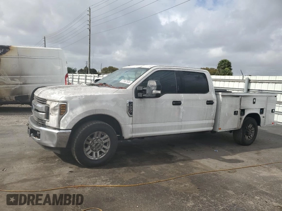 2019 Ford F-250 с VIN 1FD7W2ATXKED84985, выставлен на аукционе Copart как лот 51567545 с пробегом 146 726 миль миль и Списание • Salvage title. История ставок и продаж доступна на DreamBid. Изображение 1.
