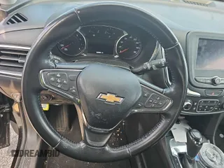 2020 Chevrolet Equinox LT z VIN 2GNAXJEV4L6231576, wystawiony jako IAAI lot #42581241 z przebiegiem 100 081 mil mil oraz . Historia ofert i sprzedaży dostępna na DreamBid. Obrazek 1.