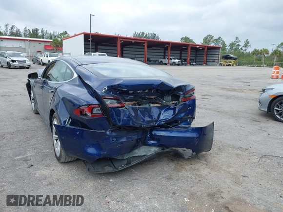 2016 Tesla Model S 70 with VIN 5YJSA1E10GF141725, listed as a IAAI auction lot 41878171 with 119,025 mi miles and . Bid and sale history available at DreamBid. Image 6.
