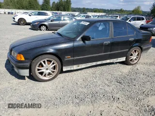 1995 BMW 3 Series 325i with VIN WBACB4320SFM25551, listed as a Copart auction lot 67548604 with 209,149 mi miles and Clean Title. Bid and sale history available at carsss.com. Image 1.