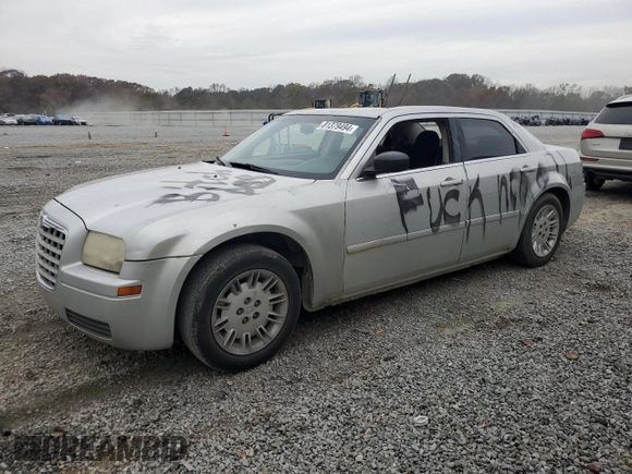 2006 Chrysler 300 with VIN 2C3KA43RX6H119013, listed as a Copart auction lot 81379494 with 177,200 mi miles and Salvage Title. Bid and sale history available at carsss.com. Image 1.